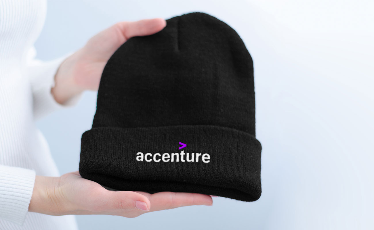 Cosy - Čepice s logem gallery thumbnail