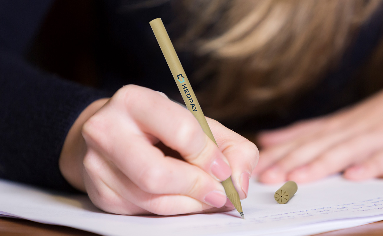 Earth - Pera s logem gallery thumbnail