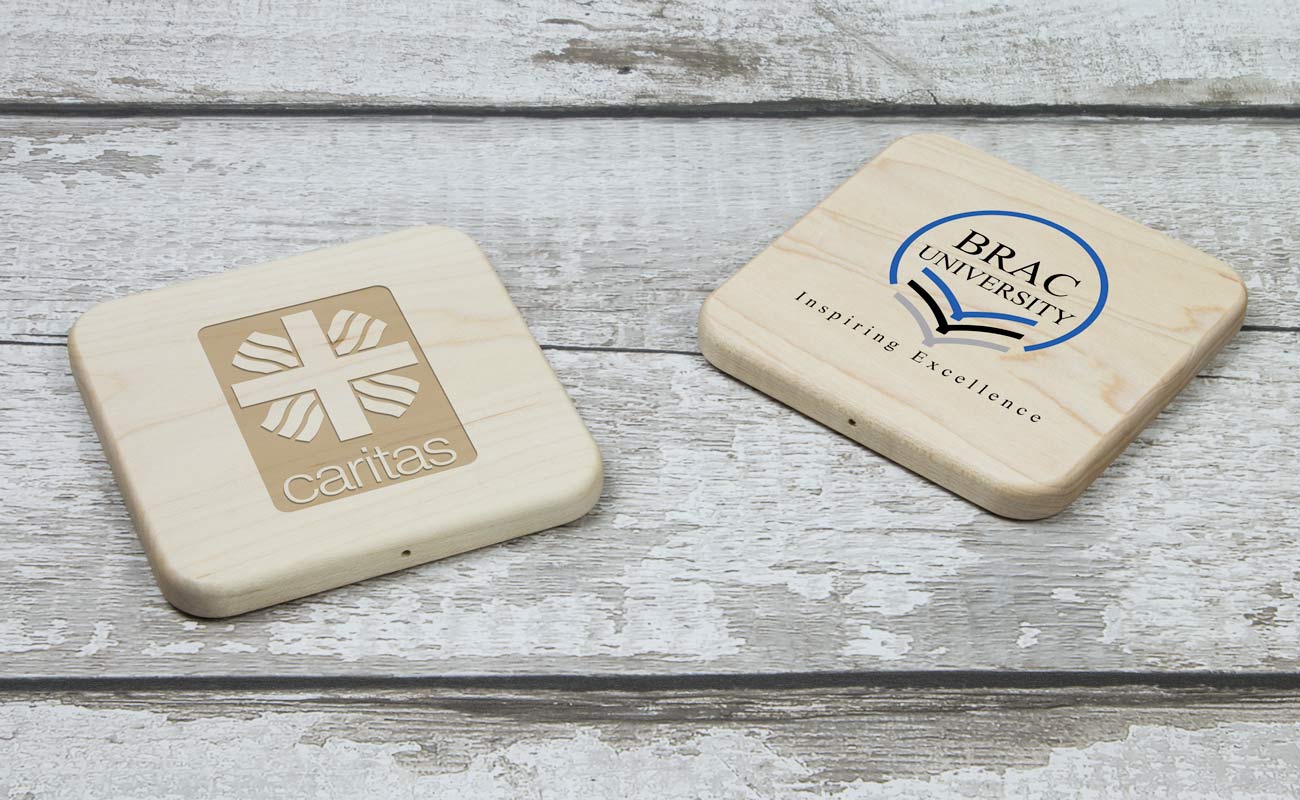 Forest - Vlastní bezdrátová nabíječka gallery thumbnail