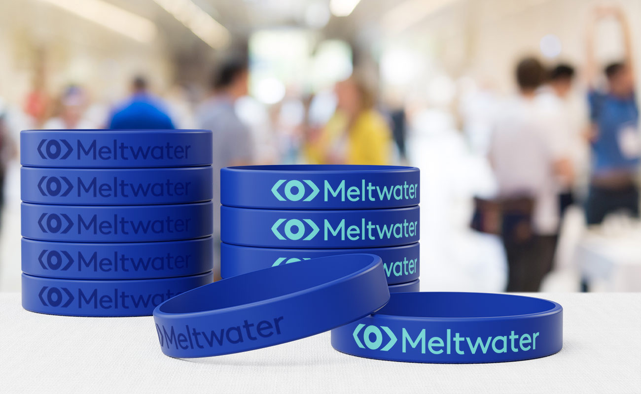 Revo - Propagační Silikonové náramky na zakázku gallery thumbnail