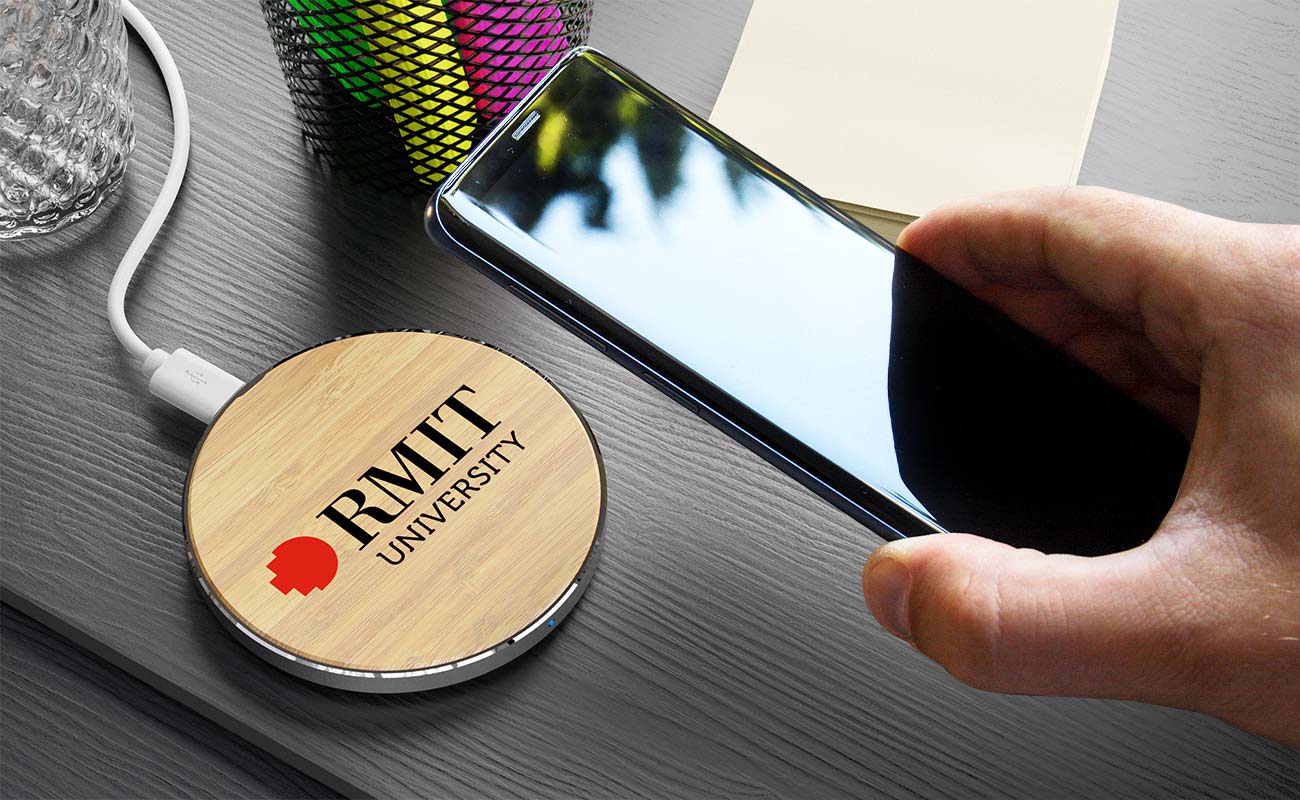 Ring - Vlastní bezdrátová nabíječka gallery thumbnail