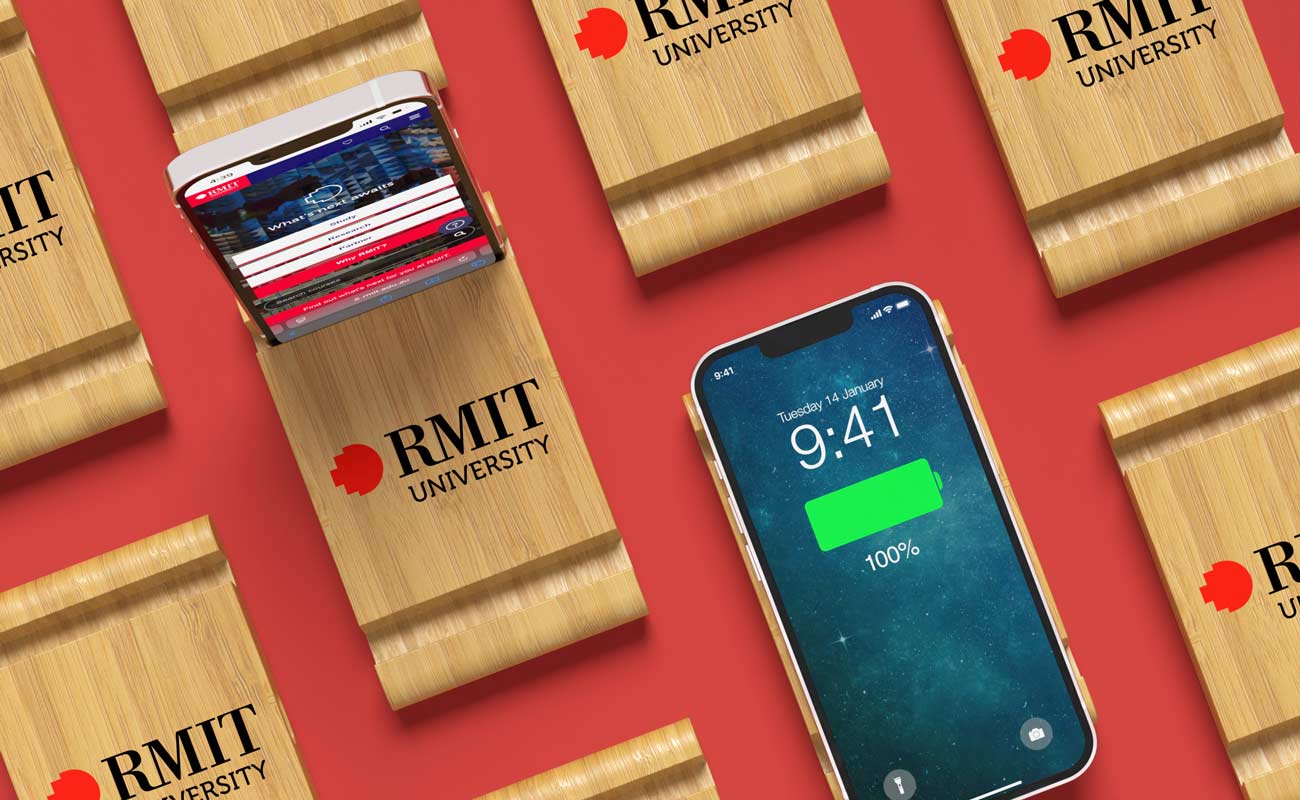 Terra - Vlastní bezdrátová nabíječka gallery thumbnail