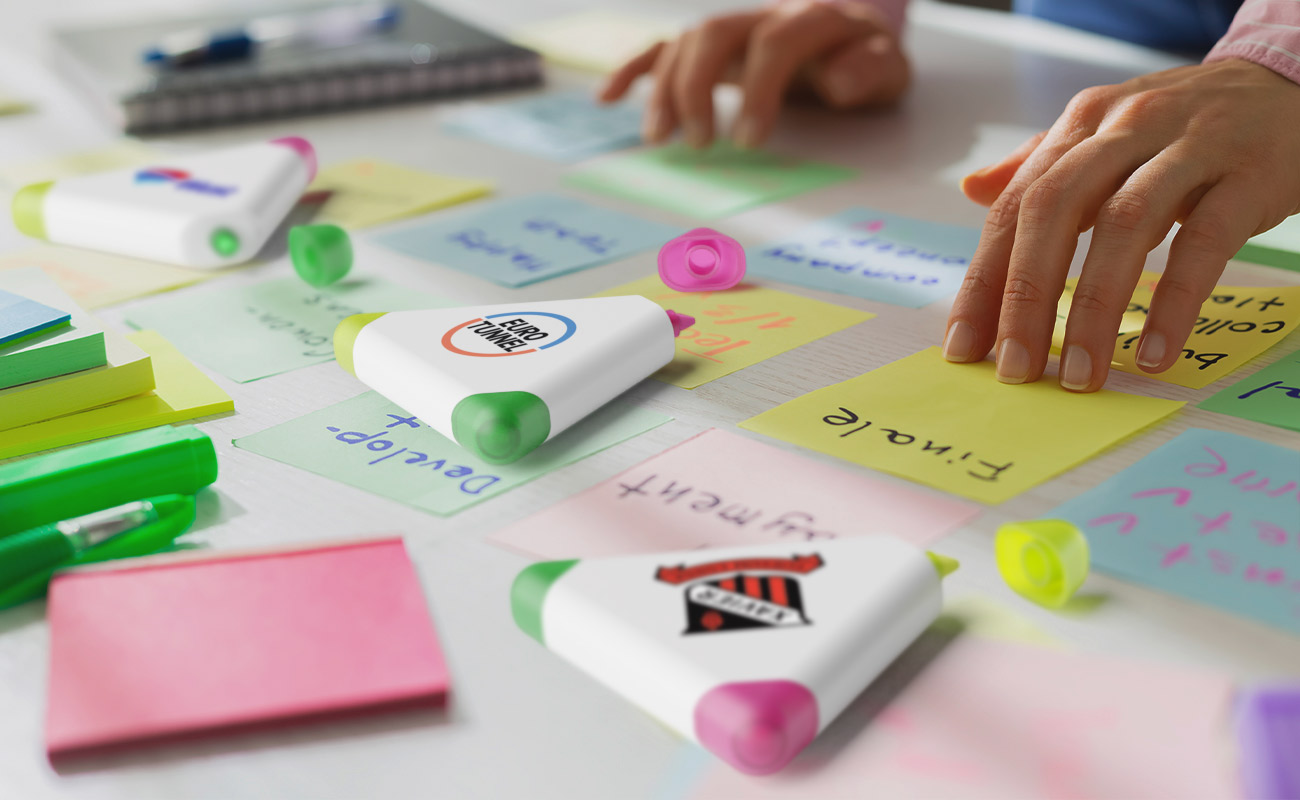 Triple - Pera s logem gallery thumbnail