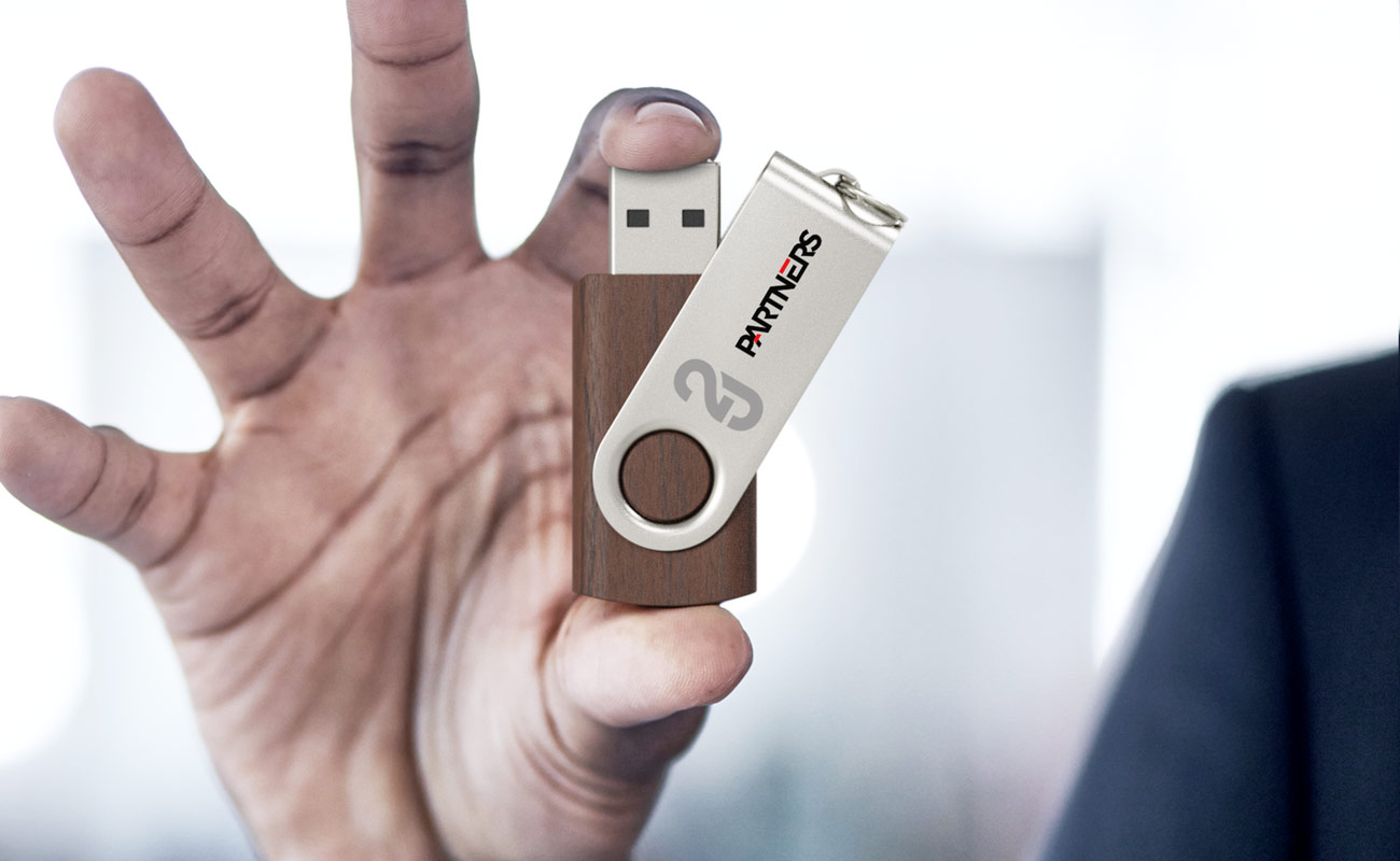 Twister Wood - USB Flash Disk Dřevěný gallery thumbnail